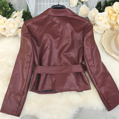 Mila | Veste cintrée à lacets