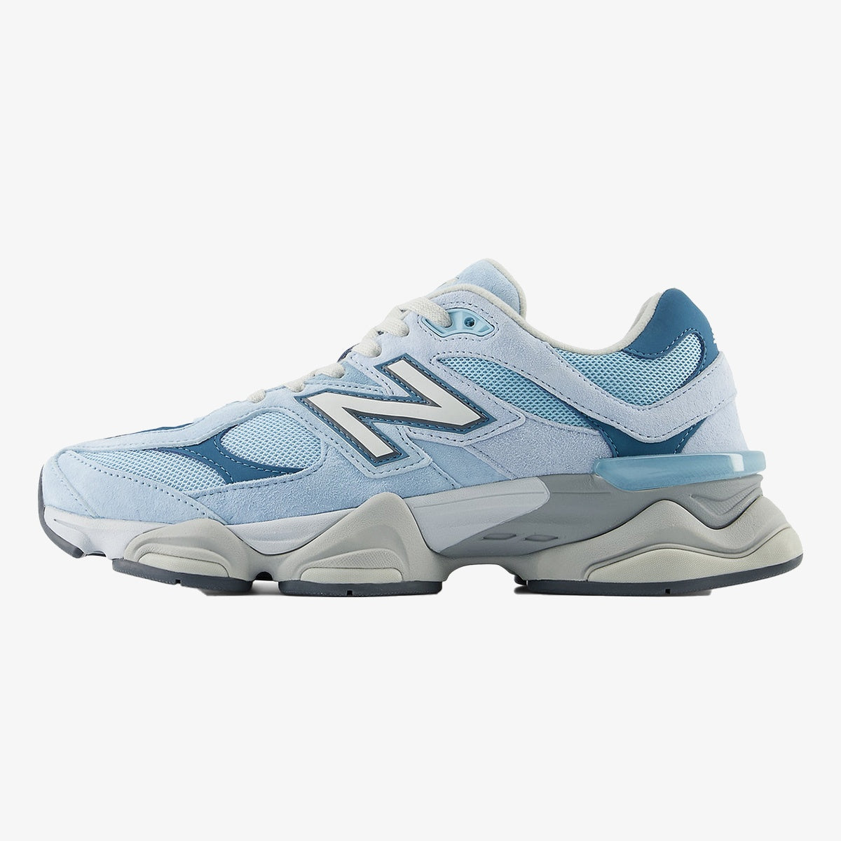 DIDALUXE Chrome Blue sneaker with light blue mesh, darker blue overlays and grey sole