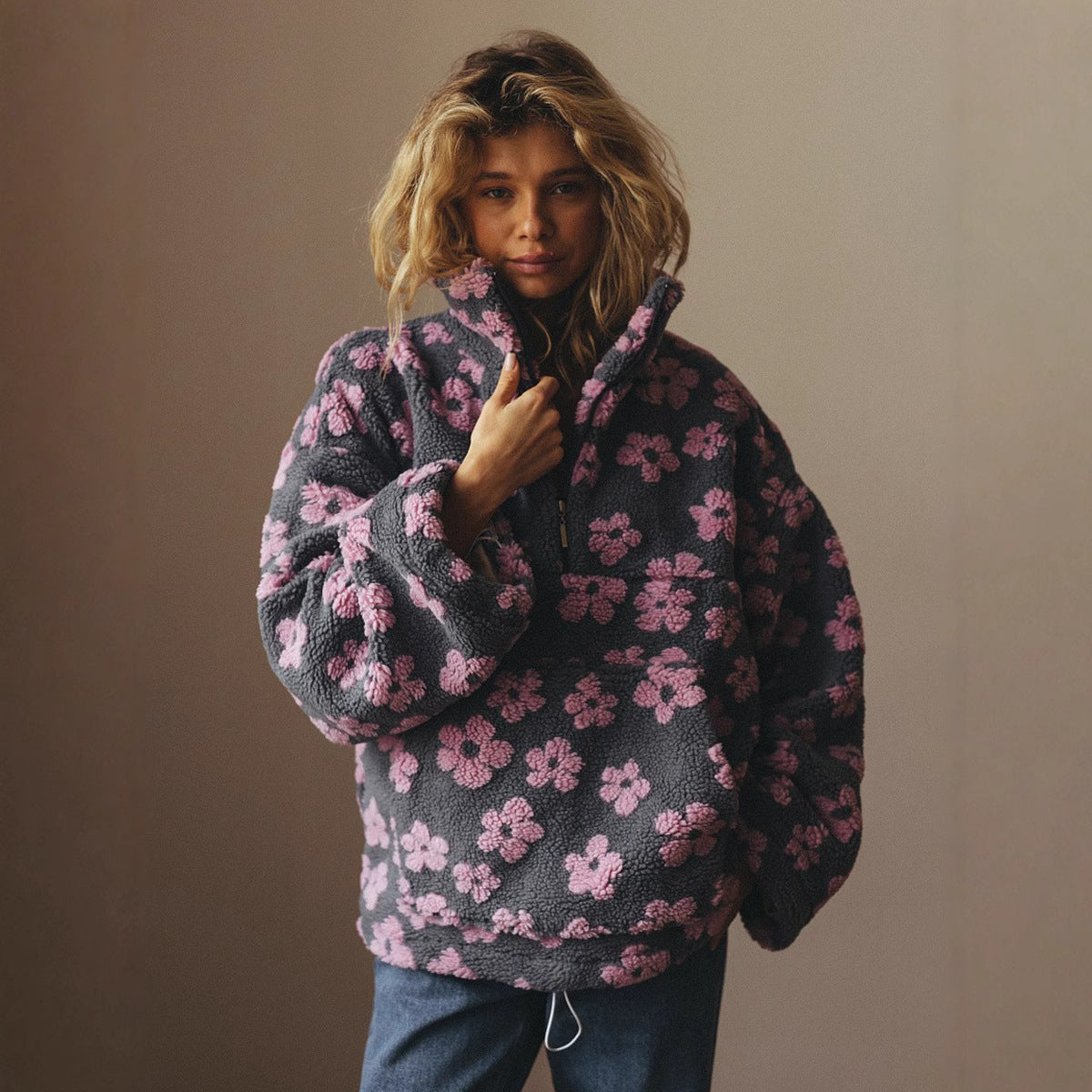 Novéa | Sweatshirt floral à grandes poches et zip