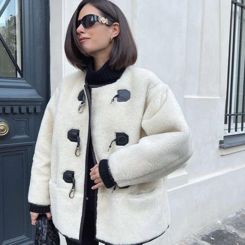 Isabelle | Cardigan cachemire chic à fermoir métallique