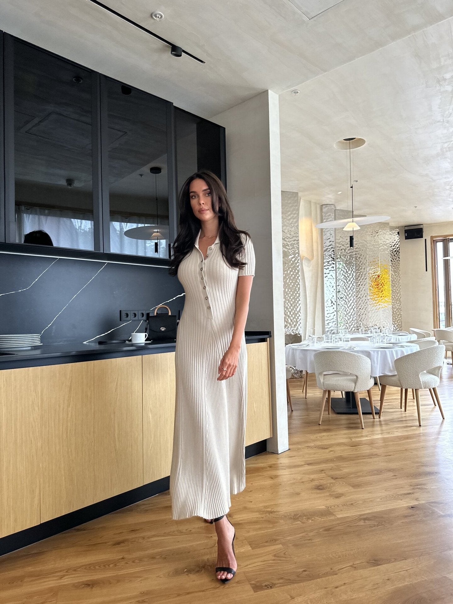 Victoire | Robe ajustée bicolore à col